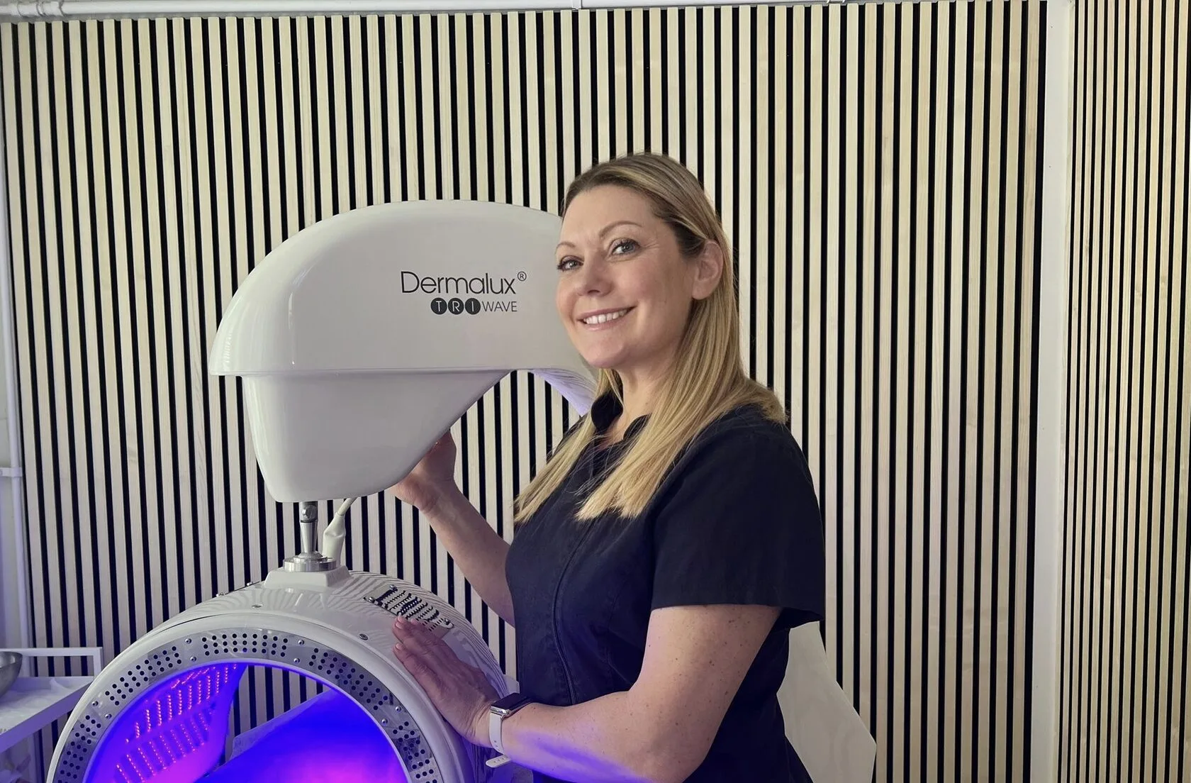 LED and breakouts: how blue light can support blemish-prone skin